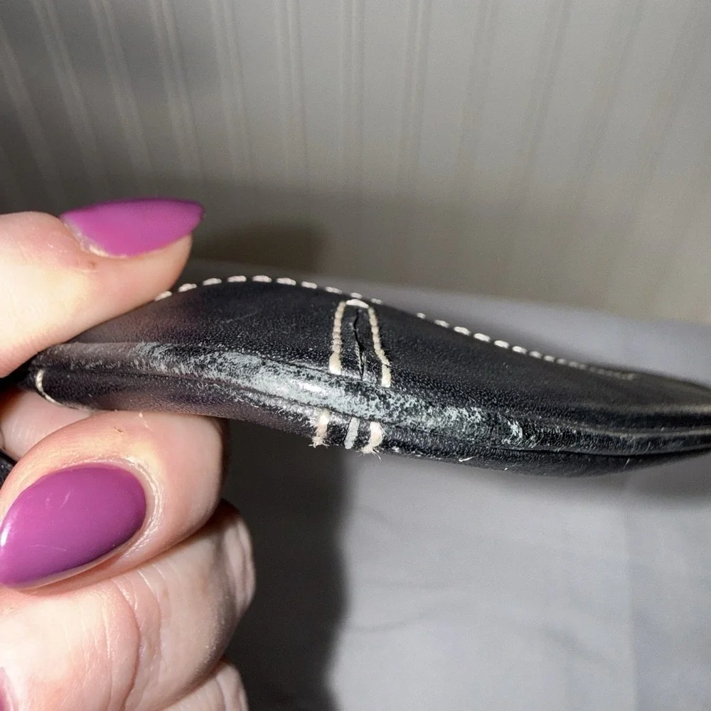 Vintage Coach Black Leather Wristlet Mini Purse Zip Top Pouch Wallet